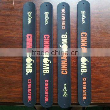 Customized silicone snap band , printing your logo silicone slap wristband
