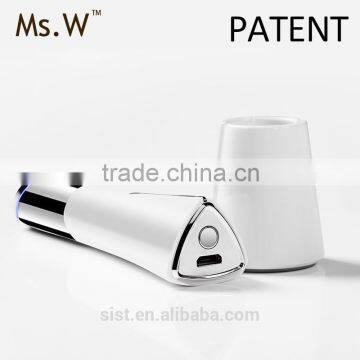 Hot Selling Eye Cream Lead-in Pen Beauty Eye Black Circle Removal Massager Electrical Vibrating Facial Anti-Wrinkle Beauty Tool
