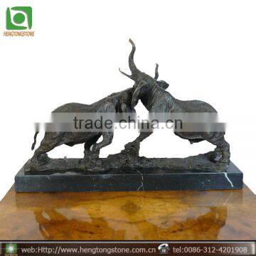 Two Fighting Bronze Elephant Sculpture