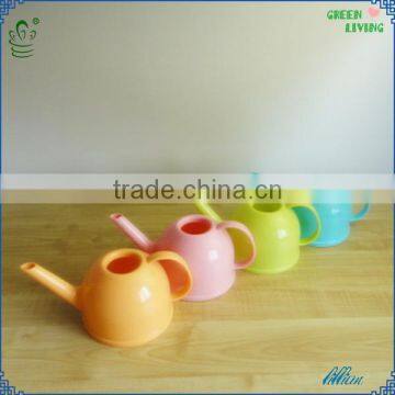 Plastic watering can for garden/Garden water sprayer