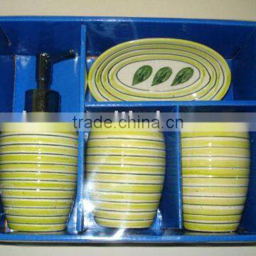 Ceramic Bathroom Set photo-2