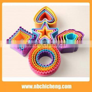 2015 News Color Cute Shape Plastic Cake Mould photo-4