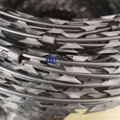 BTO-22 Concertina Razor Barbed Tape Stainless Steel Ss430 Cross Type Coil Diameter 450mm