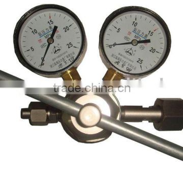 oxygen pressure regulator