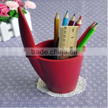 cheap fashion silicone rubber pen holder/silicone pen stand