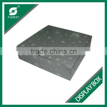 GLOSSY VARNISHED WHITE CORRUGATED DISPLAY CARTONS WITH DIVIDERS INSERTED photo-6