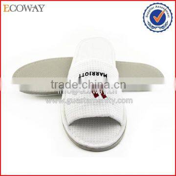 Cheap white hotel disposable open slipper