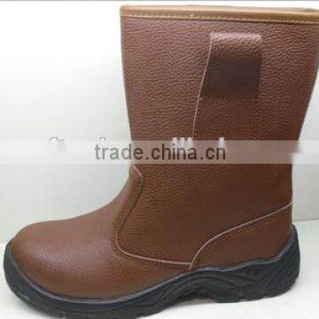 The steel toe and genuinne leather safety boots