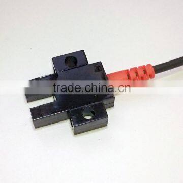 U Photoelectric Sensor, Bubble Detection, Position Detection, FC-SPX306 Series 2M 4-Wire PUR Cable, NPN/PNP Offered. photo-3