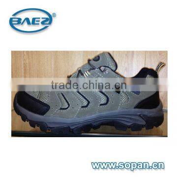 Trendy action mountain hiking shoes