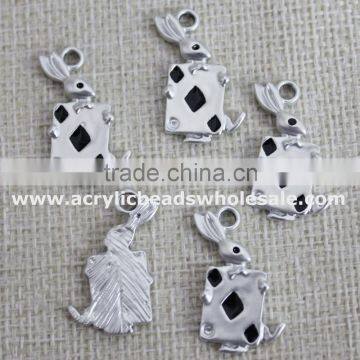 Factory Wholesale 15*26mm Animal Shaped Kangaroo Bead Pendent For Necklace / Bracelet Making