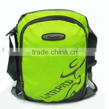 Green Shoulder Nylon Sports Bag For Men / Women / Children Outdoor