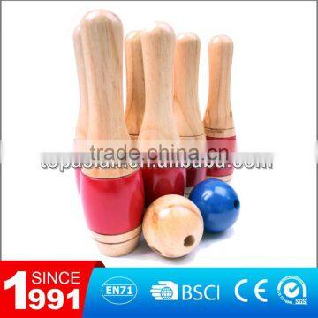 Colored wooden lawn bowling set for adult