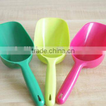 plastic ice scoop for kids