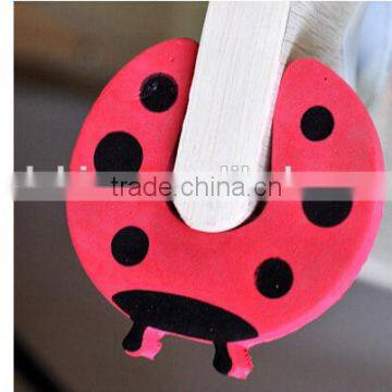 Direct manufacturer high quality large stock eva foam novelty door stopper