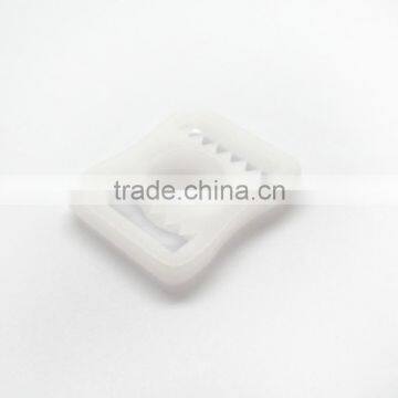 White Chin Strap Buckle in 5/8", Plastic Adjustable Buckle With Teeth In White, Plastic Adjustable Loop With Teeth in White photo-5