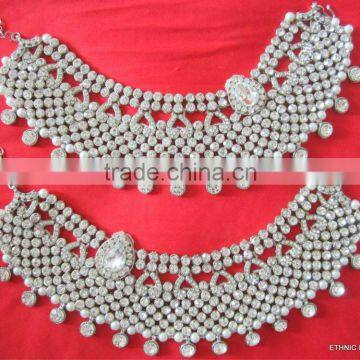 Bridal Silver Crystal Broad Payal ANKLETS Pair Feet Bracelet photo-4