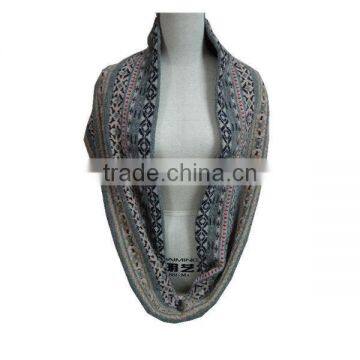 Ladies 2013 fashion jacquard knitted scarf