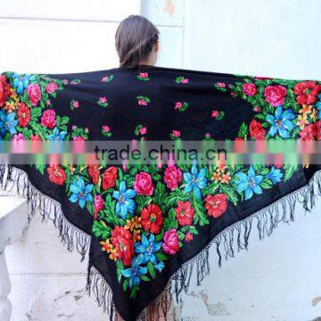 Vintage Ukrainian Shawl,Russian Shawl, Wool Shawl, Tablecloth, Floral Shawl ,Scarf With Tassels, Floral Scarf, Babushka photo-4