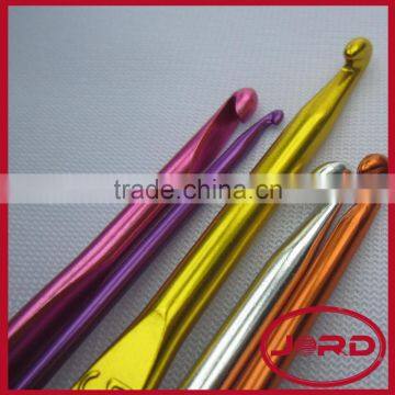 knitting needle crochet hook