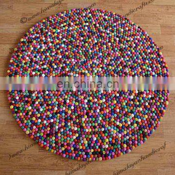 Felt Ball Carpet photo-2