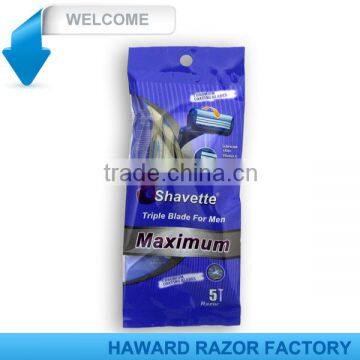 triple blade rubber handle , pivoting head disposable razor