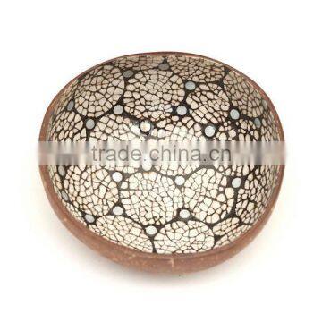 High quality best selling eco friendly lacquer eggshell inlay coconut bowl from Viet Nam