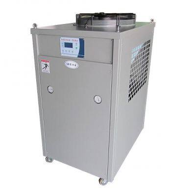 Air-cooled box-type industrial water chiller