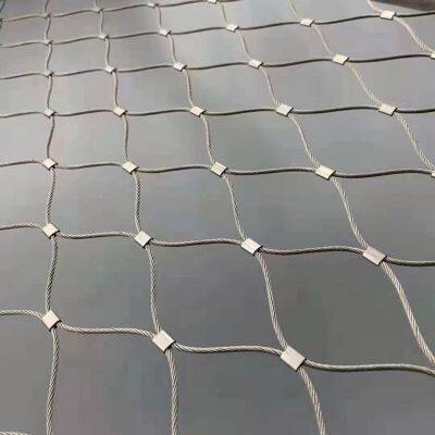 Сетка из нержавеющей стали 304 с плетением 7x7 для фасадов зданий