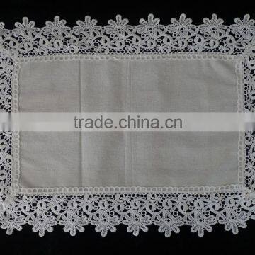 Handmade quality cloth art is beautiful and practical place mat