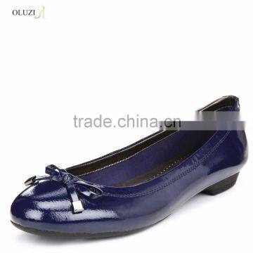 OLNF001 2014 new supplied women patent leather flat dress shoes women flat shoes with butterfly decor