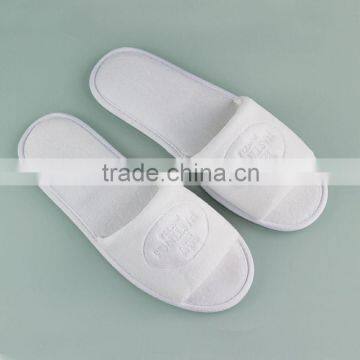 Disposable Open Toe Velour Hotel Guestroom Slipper with logo embroidered