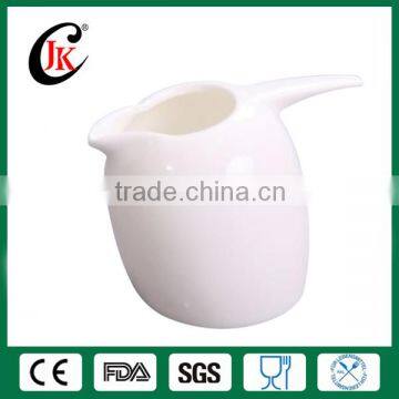 Quality White Ceramic Milk Jug /Milk Pitcher for Coffee and Tea