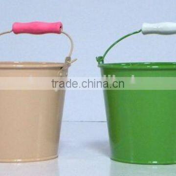 Bucket with wooden handle, MSO-042