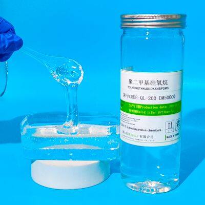 Предоставляем универсальный масляный сильный антиадгезионный агент, диметилсилоксановое масло с вязкостью 50000, всецелое смазочное антиадгезионное средство, демпфирующий агент
