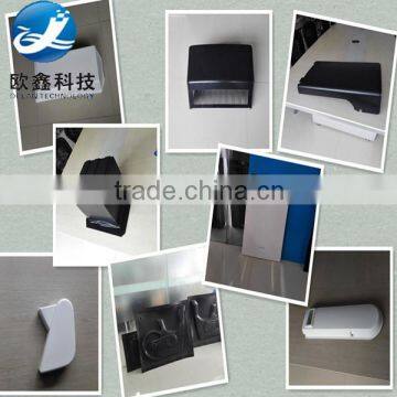 Vacuum thermoforming plastic shell