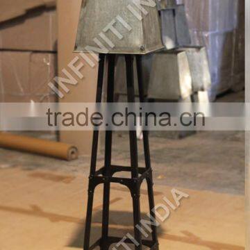 INDUSTRIAL LAMPS, VINTAGE INDUSTRIAL FURNITURE/ METAL LAMP SHADES