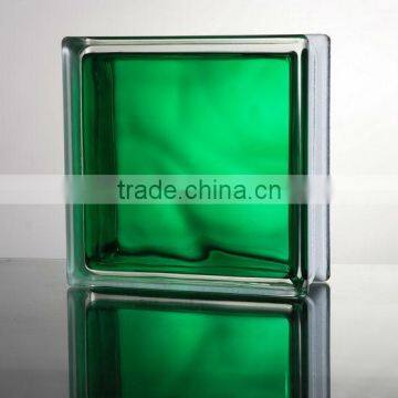 Colored-in glass block