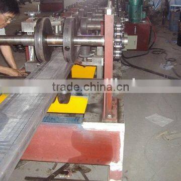 YT-R3 sheet metal roll forming