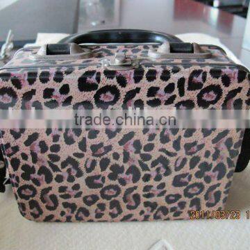 tin box for cosmetics