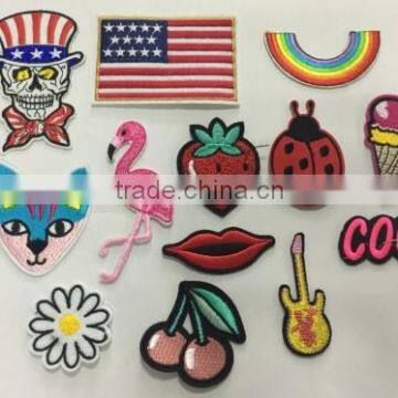 Custom Iron-on Patches Wholesale Sequin Embroidery Patch photo-2