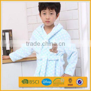 coral fleece dot pattern design for chlidren sleepwear bathrobe