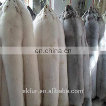 Factory wholesale long hair and soft real silver white or red fox fur skins with cheap price
