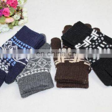 knitted animal pattern mittens gloves 2014