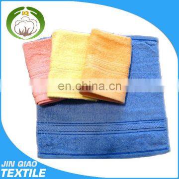 100% cotton small cheap wholesale christmas hand towels