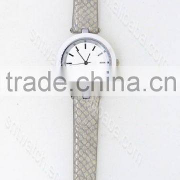 Hot selling quartz watch for ladies