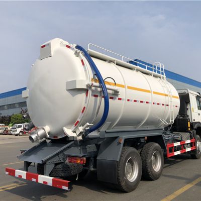 Sinotruk 2-4cbm High Pressure Washing Vacuum Sewer Cleaner Flushing Vehicle Sewage Suction Tank Fecal Sludge Truck for Sale