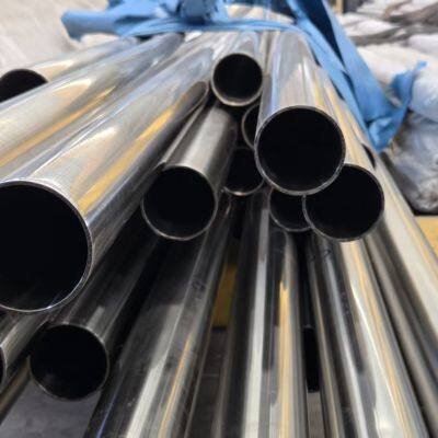 Large Stock 304 316 310S Stainless Steel Round Pipe, for Heat Exchanger Tube and Petrochemical Industry from Mill