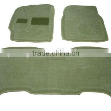 NON skid carpet car floor mats