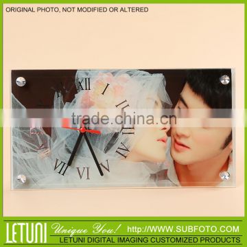 Glass photo with clock wedding decoration